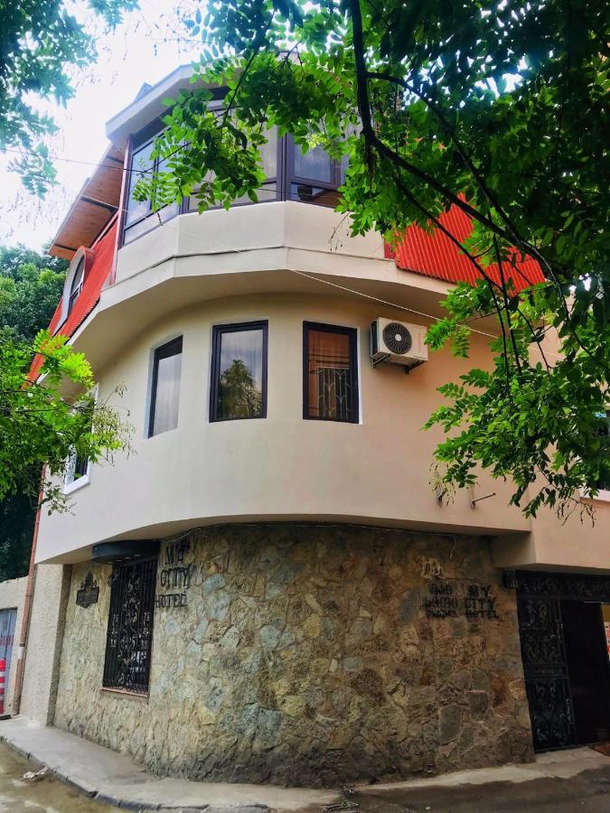 My Cityhotel Tbilisi Exterior foto